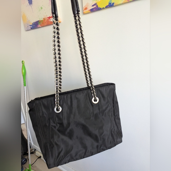AUTHENTIC VINTAGE Prada Tessuto Chain Bag - Black w/ Silver Hardware - Picture 5 of 17